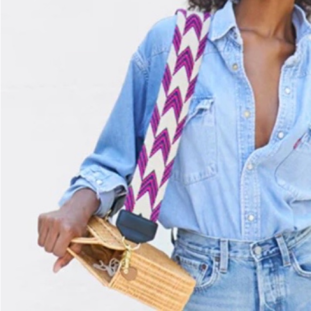 Salt brand (shoppesalt.com) bag strap